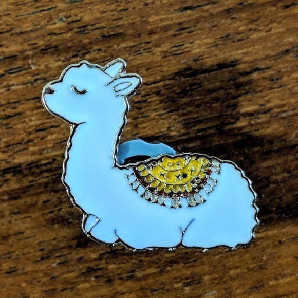Accessories - LLama Metal Enamel Pin Badge NWOT Accessories - LLama Metal Enamel Pin Badge NWOT